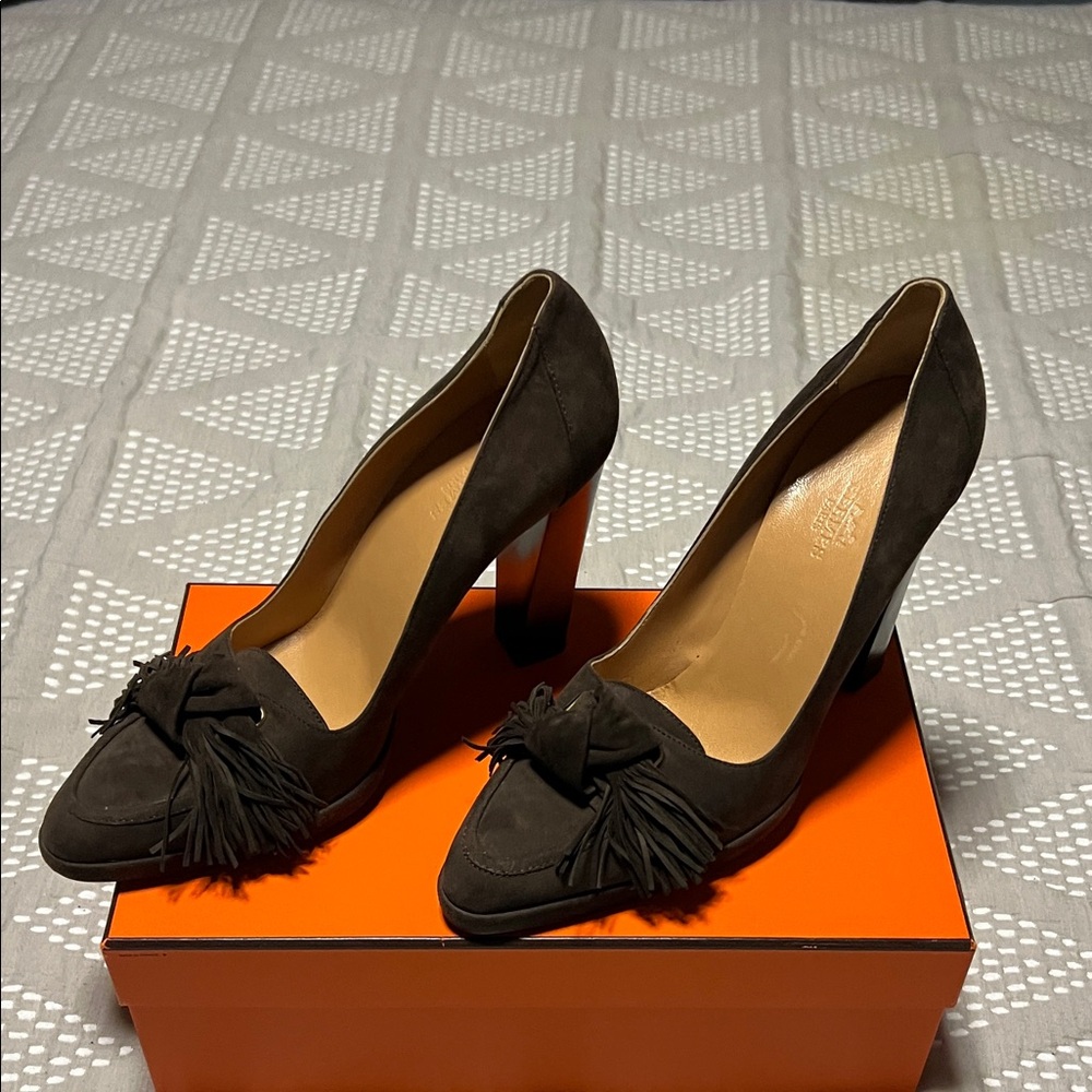 Hermes Dark Brown Heels with Tassel Accent Never Worn!! - Picture 10 of 16